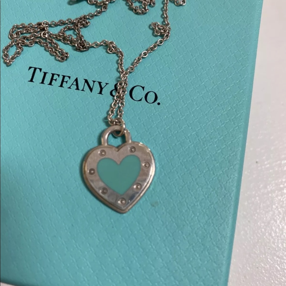 SOLD SOLD‼️SALE❄️☃️💯Auth Tiffany & Co Necklace - Picture 3 of 8